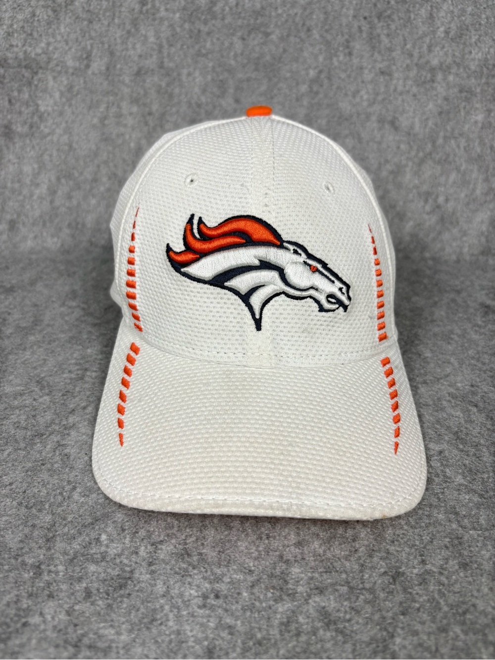 Denver Broncos New Era 39THIRTY White NFL Hat M/L